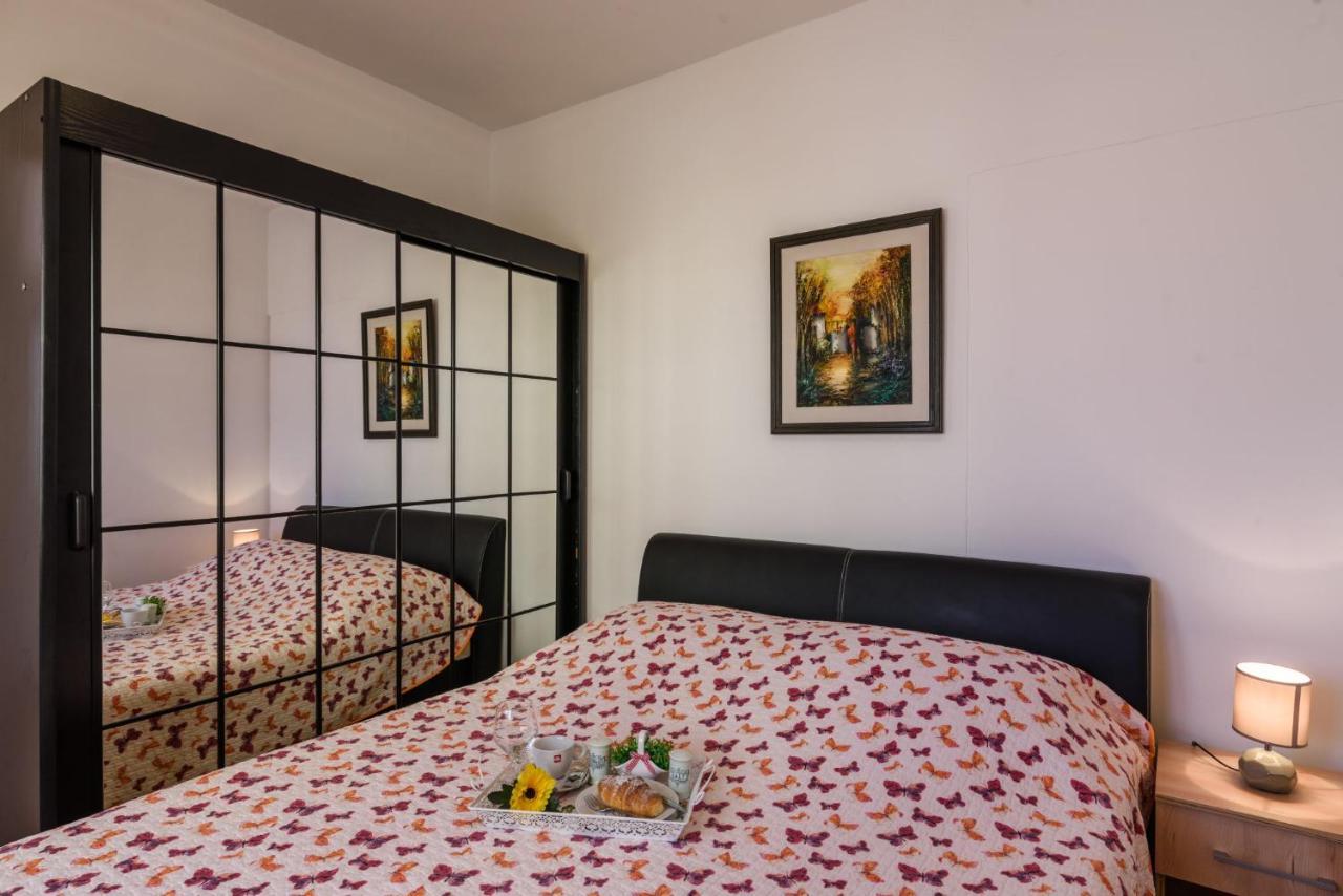 La Bodega Apartments トロギール エクステリア 写真