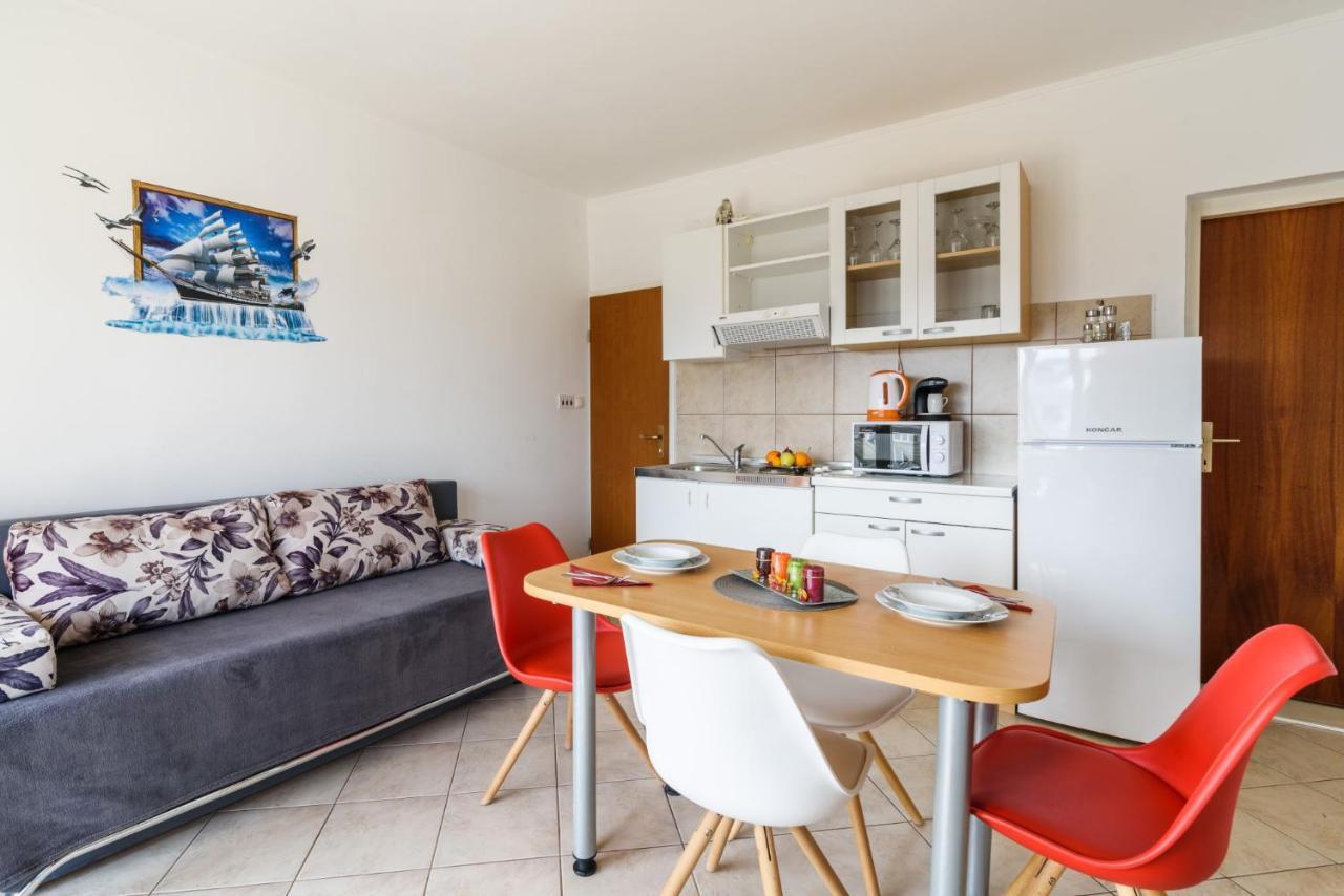La Bodega Apartments トロギール エクステリア 写真