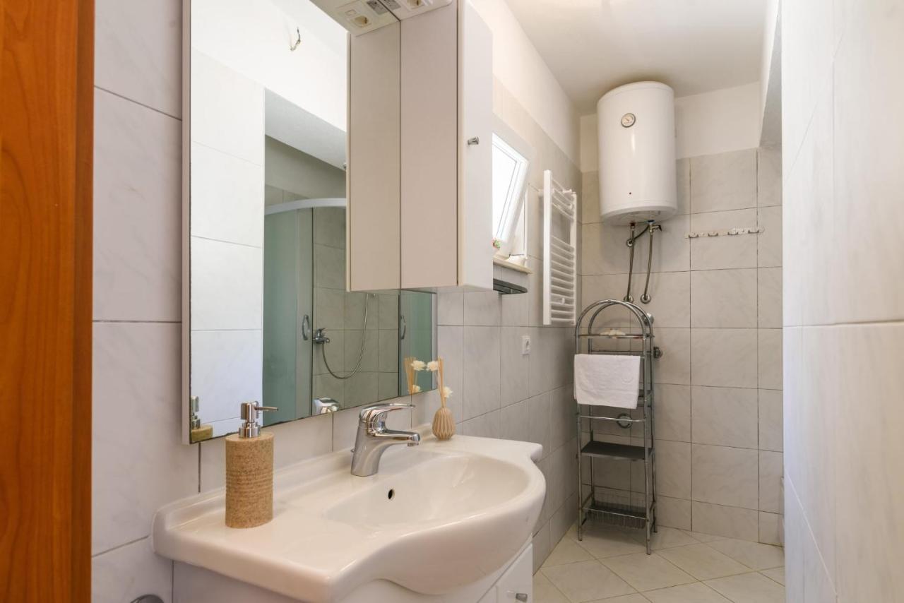 La Bodega Apartments トロギール エクステリア 写真