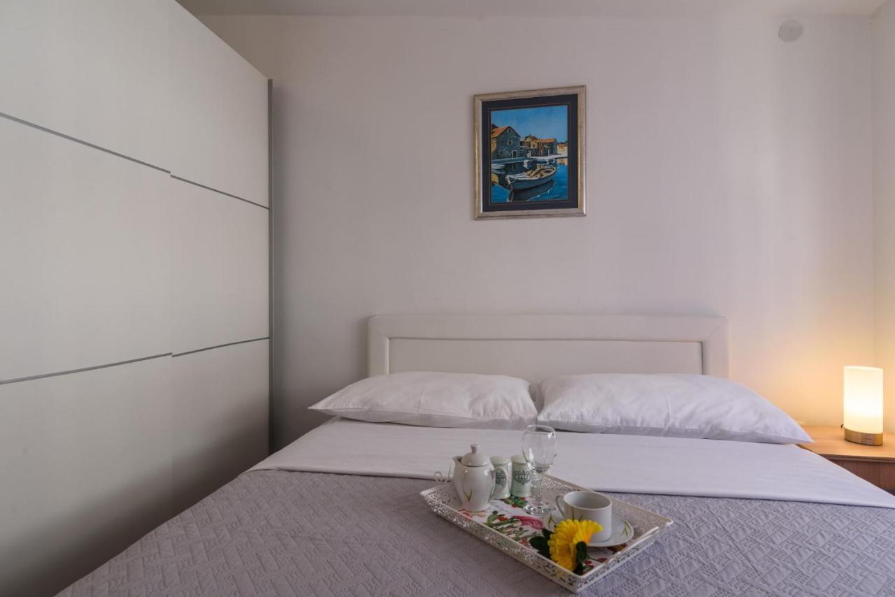 La Bodega Apartments トロギール エクステリア 写真